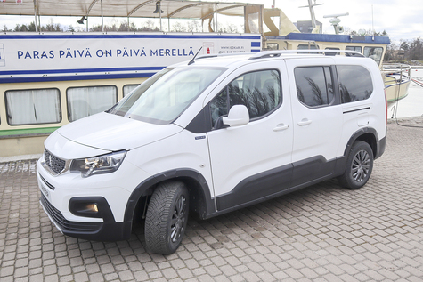 Peugeot Rifter matalalattiaversiona