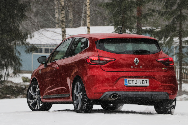 Renault Clio – Valtaisan vakuuttava pikkuranskis