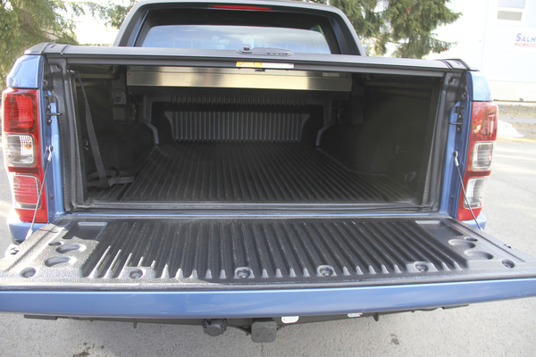 Ford Ranger Raptor -	Vauhdilla vaativimmissakin maastoissa