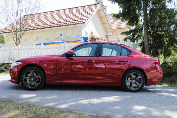 Alfa Romeo Giulia – Tyylitietoisille nautiskelijoille