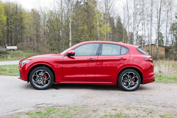 Alfa Romeo Stelvio – Enemmän kuin katumaasturi
