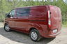 Ford Transit Custom Van PHEV – pakettiauto lataushybriditekniikalla