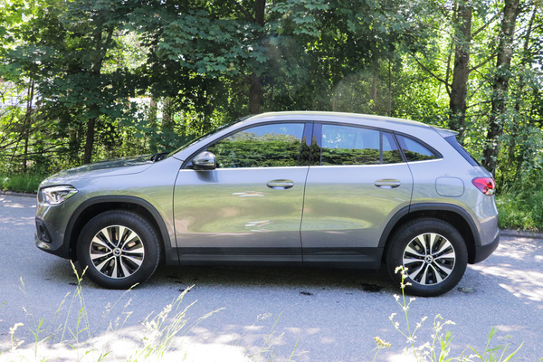 Mercedes-Benz GLA – Tyylillä mökkiteille
