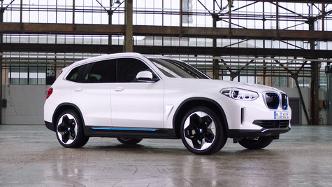 BMW iX3 rikkoo ennakkoluuloja täyssähköautoista