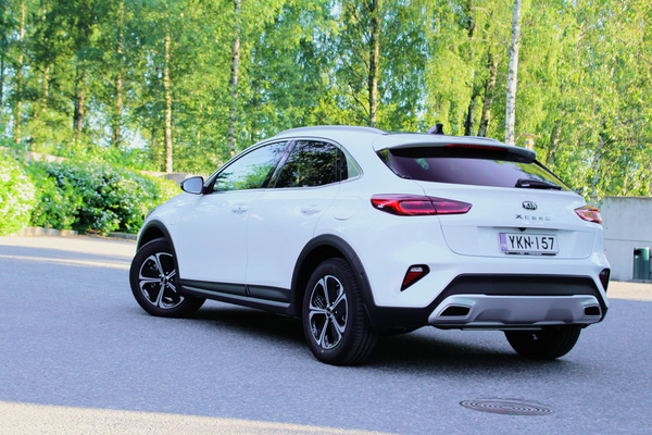 Kia Xceed PHEV – Muotitietoista ekoilua
