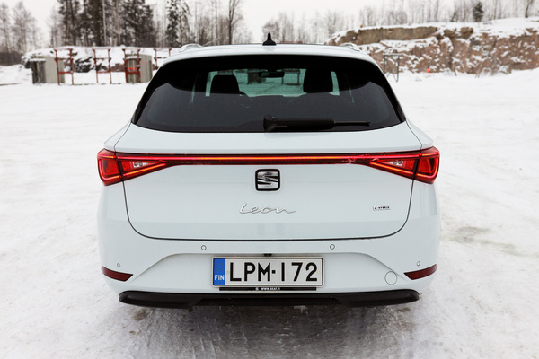 Seat Leon Sportstourer e-Hybrid - hyvinvarusteltu lataushybridi