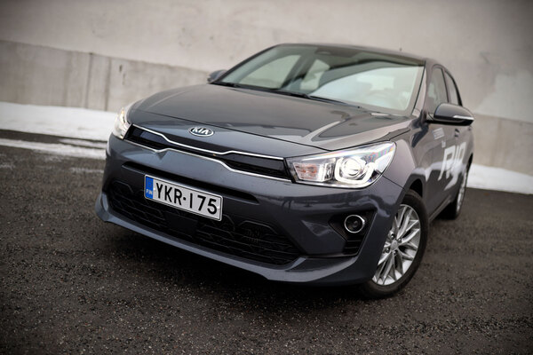 Kia Rio - Suosikki kevythybridinä