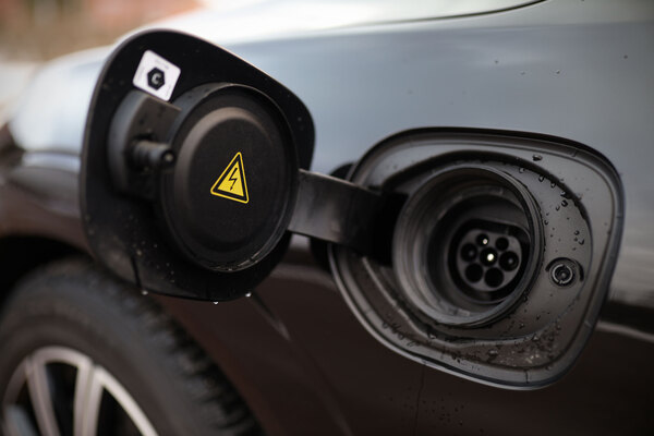 Volvo XC60 T6 AWD - turvallinen, laadukas ja mukava