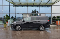 Maxus Euniq MPV - Tilava sähkösukkula Kiinasta