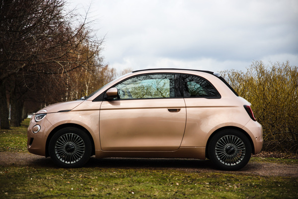Fiat 500 – Syötävän söpö sähköauto