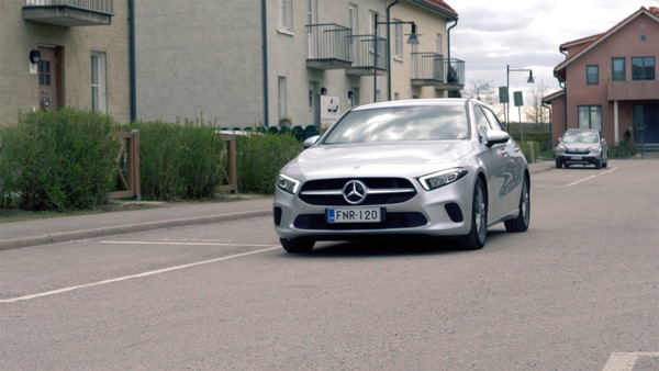 Saako alle 30 000 eurolla uudenveroisen Mercedes-Benzin?