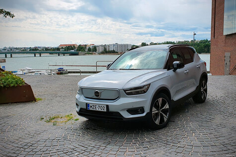 Volvo XC40 Recharge AWD - Volvon ensimmäisen sähköauton koeajo uusintana