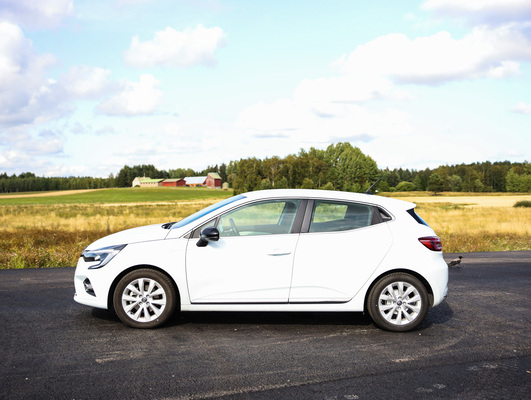 Renault Clio E-TECH Hybrid – Pihistelevä puolihybridi