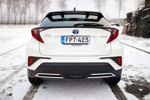 Toyota C-HR - luotettavan luonteikas Qashqain kampittaja