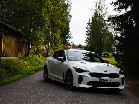 Kia Stinger GT – Maukas Gran Turismo