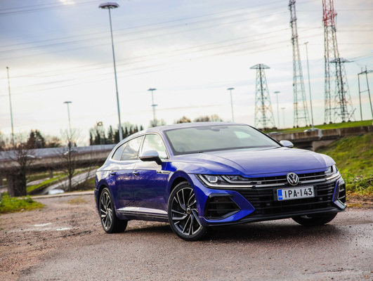 Volkswagen Arteon R – Kaikkien aikojen viilein Volkswagen