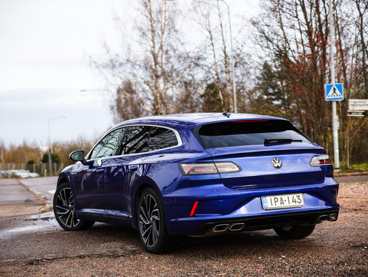 Volkswagen Arteon R – Kaikkien aikojen viilein Volkswagen