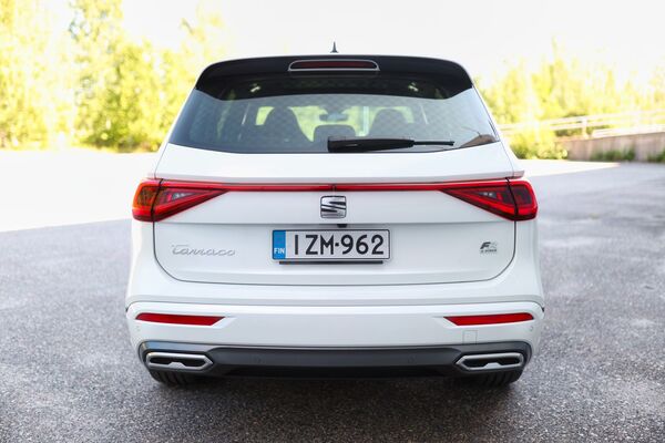 Seat Tarraco eHybrid - tilava katumaasturi lataushybridinä