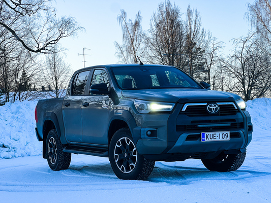 Toyota Hilux – Työn raskaan raataja
