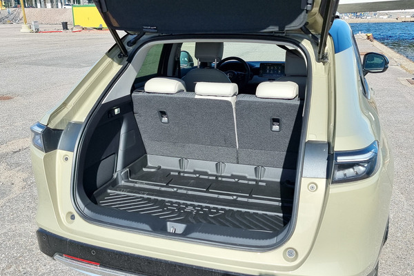 Honda HR-V - hymyilevä hybridi