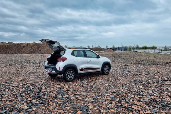 Dacia Spring - 45 hevosvoiman edullinen sähköauto kaupunkiin
