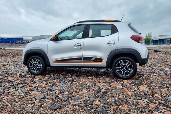 Dacia Spring - 45 hevosvoiman edullinen sähköauto kaupunkiin