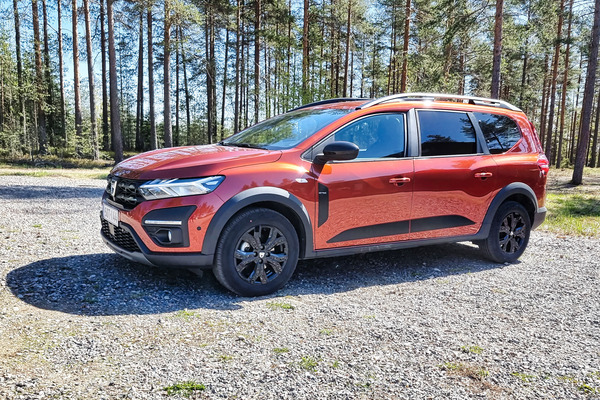 Dacia Jogger - paljon edullista tilaa perheautoiluun