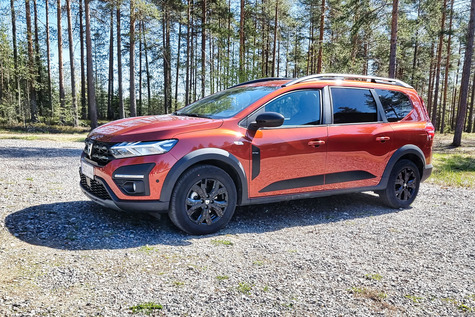 Dacia Jogger - paljon edullista tilaa perheautoiluun