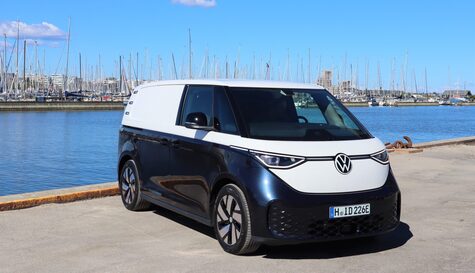 Volkswagen ID. Buzz Cargo kuljettaa taloudellisesti ja kääntää katseet