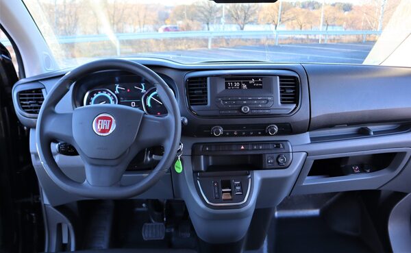 Sähköistä kuljetuskapasiteettia  - Fiat E-Scudo 75 kWh Maxi Crewcab