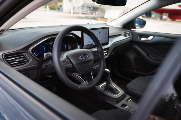 Ford Focus Active Wagon - mökkiteiden perusfarmari Ford Focus Active Wagon - mökkiteiden perusfarmari