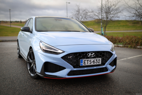 Hyundai i30 N Fastback - meteliä, pauketta ja tehoa