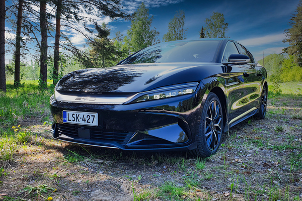 BYD Han - loistoauto kiinalaisittain