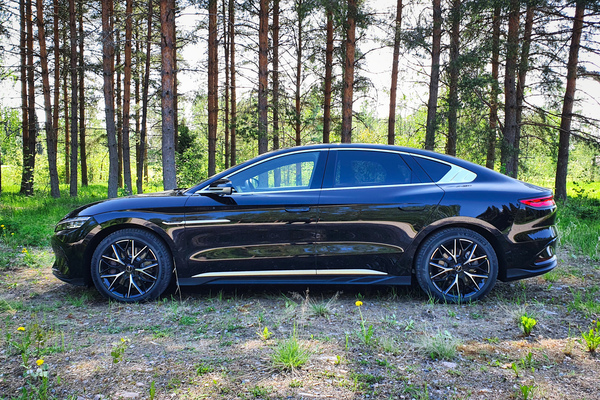 BYD Han - loistoauto kiinalaisittain