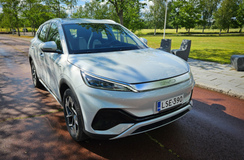 BYD Atto 3 - kiinalainen crossover