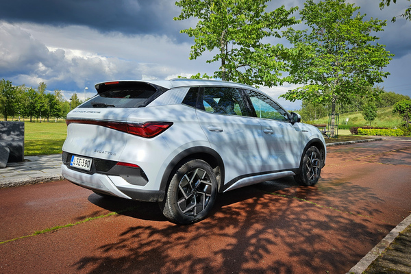 BYD Atto 3 - kiinalainen crossover BYD Atto 3 - kiinalainen crossover