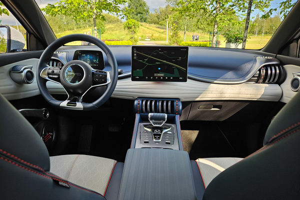 BYD Atto 3 - kiinalainen crossover BYD Atto 3 - kiinalainen crossover