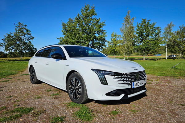 Peugeot 508 SW - Farmari ranskalaisittain