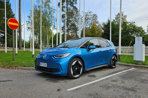 Volkswagen ID.3 - Hyvä auto kovalla hinnalla