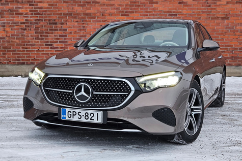 Mercedes-Benz E 220 d 4Matic - täsmällistä mukavuutta