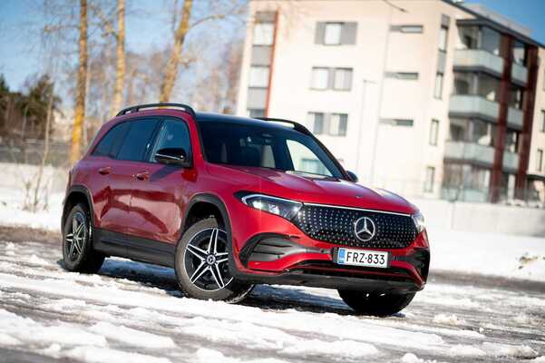 Koeajo: Mercedes-Benz EQB 300 – Kokoaan suurempi ja viimeisen päälle laadukas