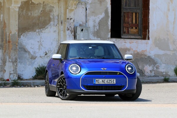 Koeajo: Mini Cooper - Luokkansa hauskin auto