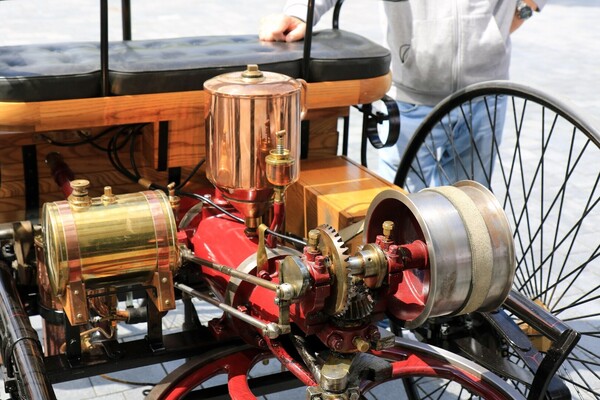 Koeajo: Benz Patent-Motorwagen - Kuluttaa enemmän vettä kuin bensiiniä