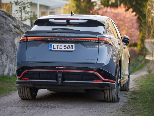 Koeajo: Nissan Ariya Nismo - Legendaarinen nimi, 435 hevosvoimaa ja sähköä