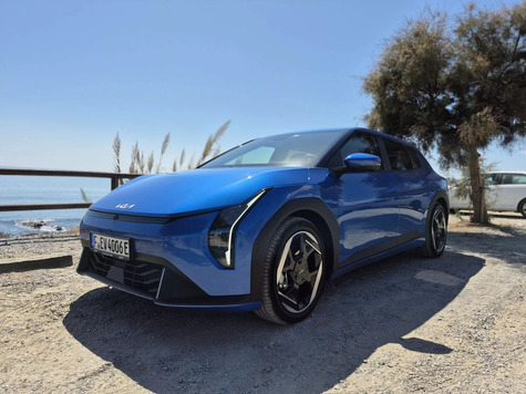 Koeajo: Kia EV4 on järkevä ja käytännöllinen sähköauto suomalaiseen makuun