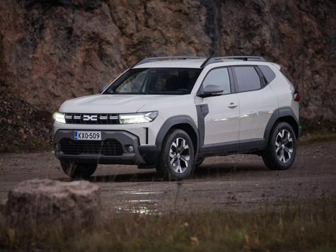 Koeajo: Dacia Duster 155 Hybrid - edullinen katumaasturi saa lisää potkua