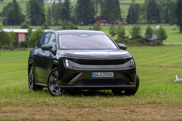 Koeajo: Škoda Peaq vakuuttaa tilalla ja tekniikalla