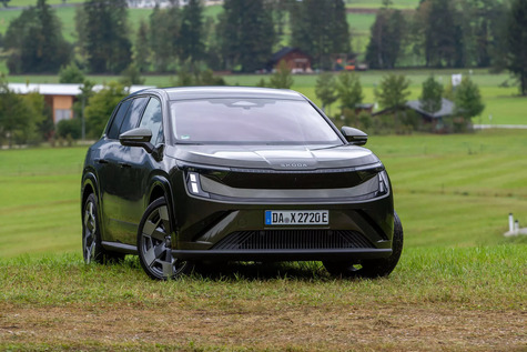 Koeajo: Škoda Peaq vakuuttaa tilalla ja tekniikalla