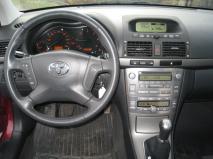 Tyypit: Toyota Avensis D4D STW