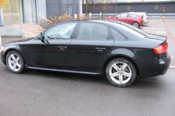 Tyypit: Audi A4 quattro